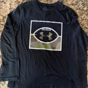 Boys shirt Under Armour Football theme camo size Youth Small 8